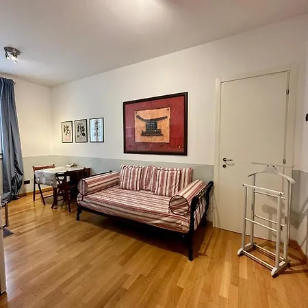 - Nara * 博洛尼亚